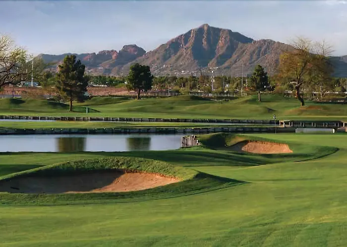 Wyndham Phoenix Airport - Hotel 3*