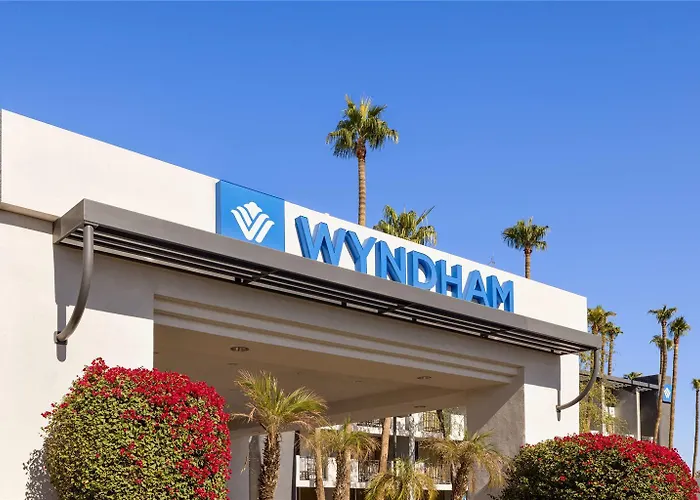 Wyndham Phoenix Airport - 3* Tempe