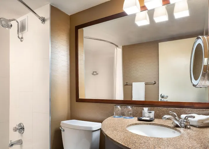 Wyndham Phoenix Airport - Hotel 3*